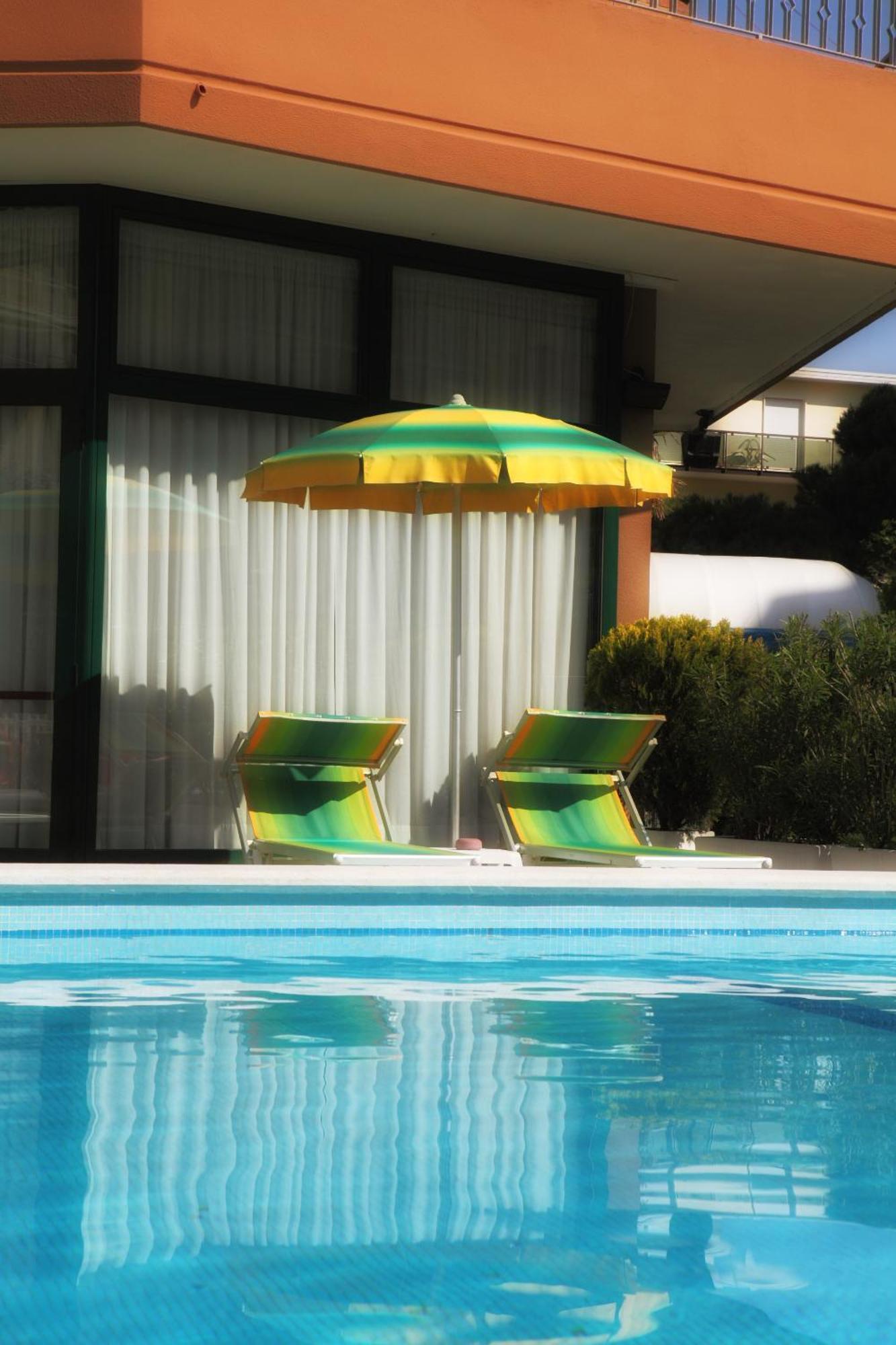 Hotel American Lido di Jesolo Exterior foto