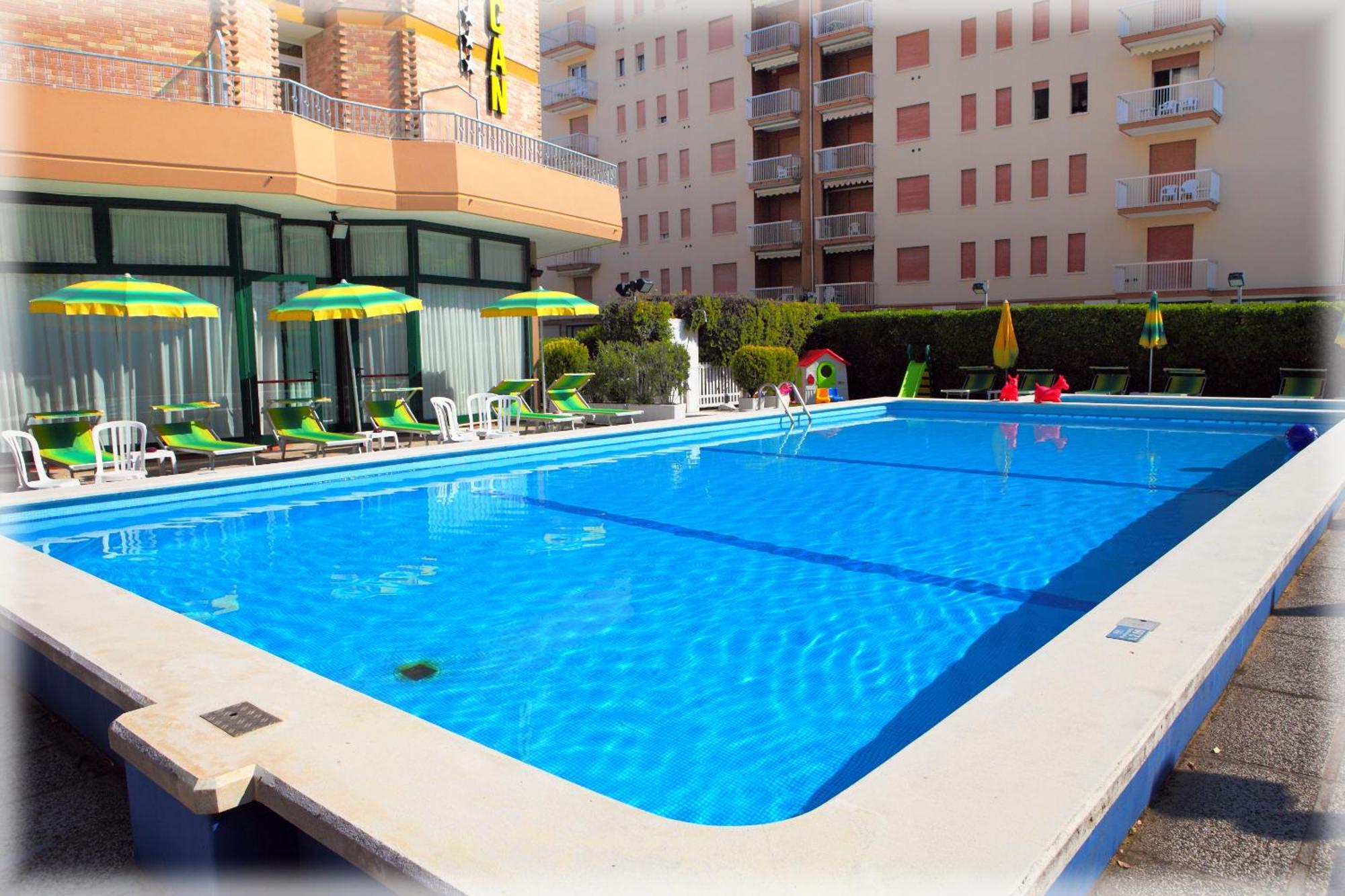 Hotel American Lido di Jesolo Exterior foto